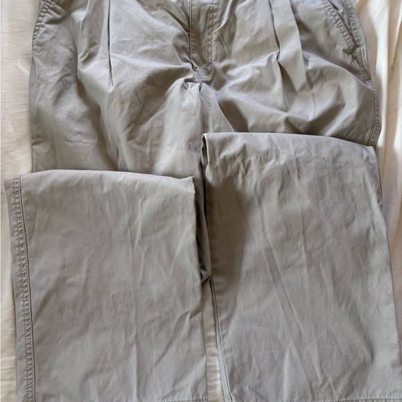 Eddie Bauer Men's Khaki Chinos - Picture 1 of 3